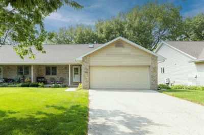 Home For Sale in Waterloo, Iowa