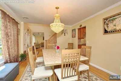 Home For Sale in Paramus, New Jersey