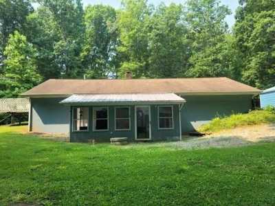 Home For Sale in Amelia Court House, Virginia