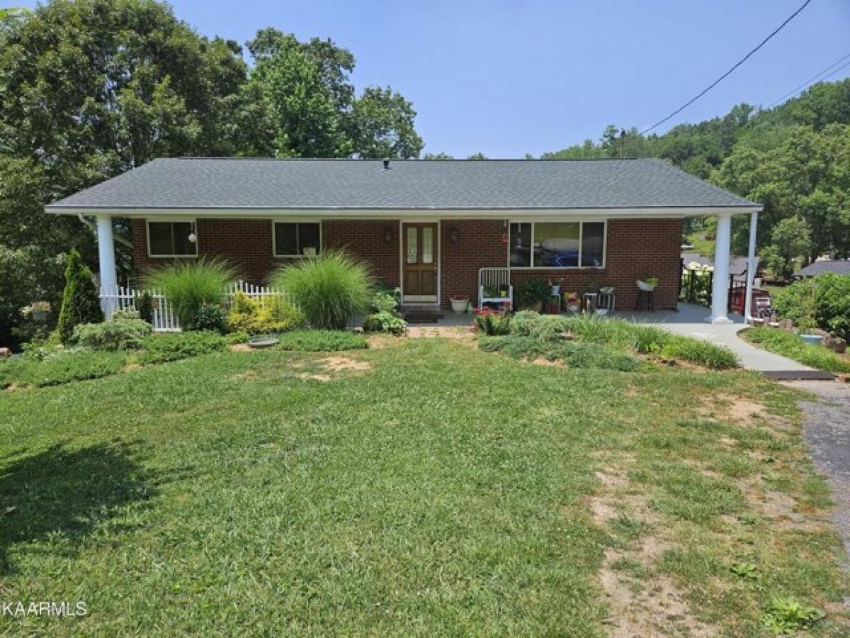 Picture of Home For Sale in Harriman, Tennessee, United States