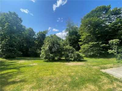 Home For Sale in Armonk, New York