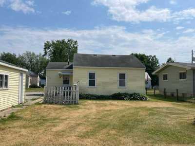 Home For Sale in Evansdale, Iowa