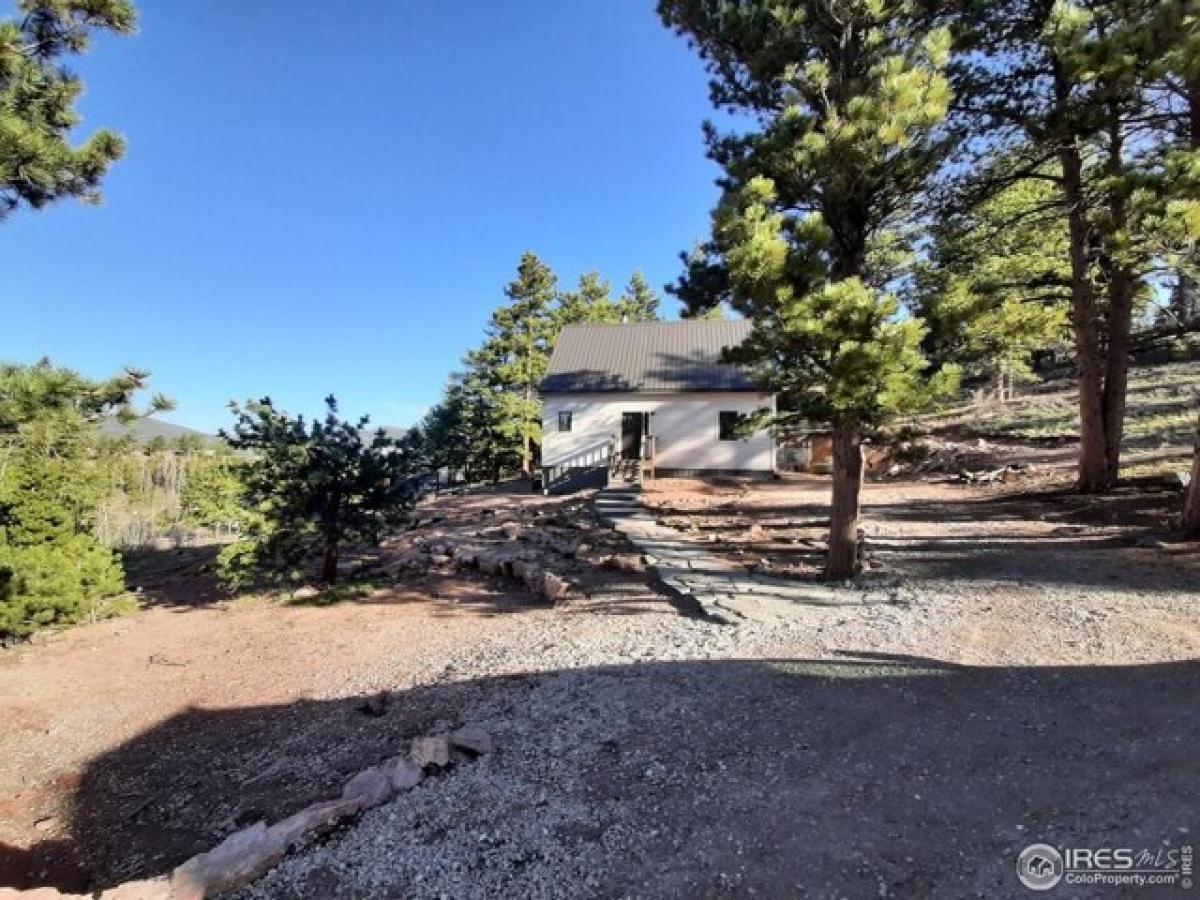 Picture of Home For Sale in Red Feather Lakes, Colorado, United States