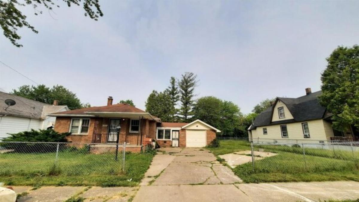 Picture of Home For Sale in Saginaw, Michigan, United States