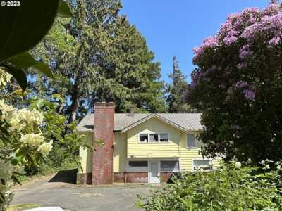 Home For Sale in Port Orford, Oregon