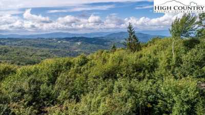Residential Land For Sale in Beech Mountain, North Carolina