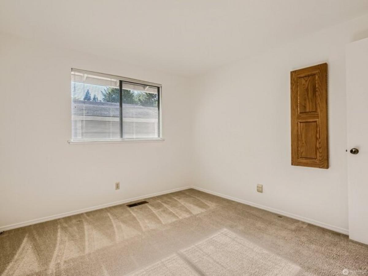 Picture of Home For Sale in Duvall, Washington, United States