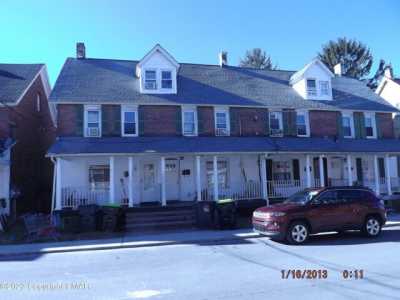 Home For Sale in Stroudsburg, Pennsylvania