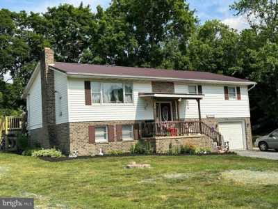 Home For Sale in Greencastle, Pennsylvania