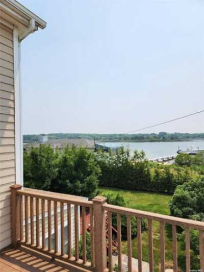 Home For Sale in Southampton, New York