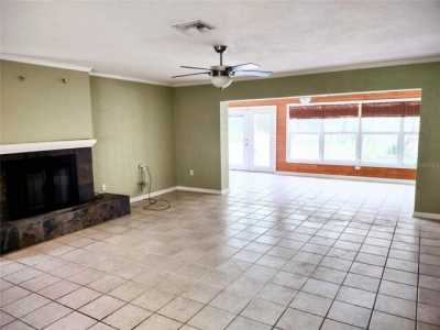 Home For Sale in Astor, Florida