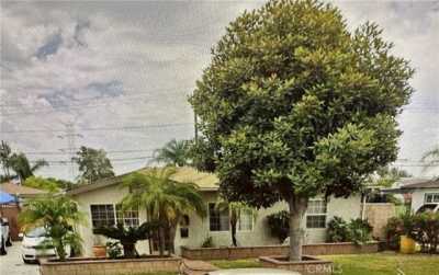 Home For Sale in Pico Rivera, California