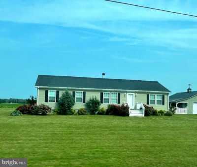 Home For Sale in Bridgeville, Delaware