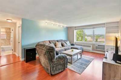 Home For Sale in White Plains, New York