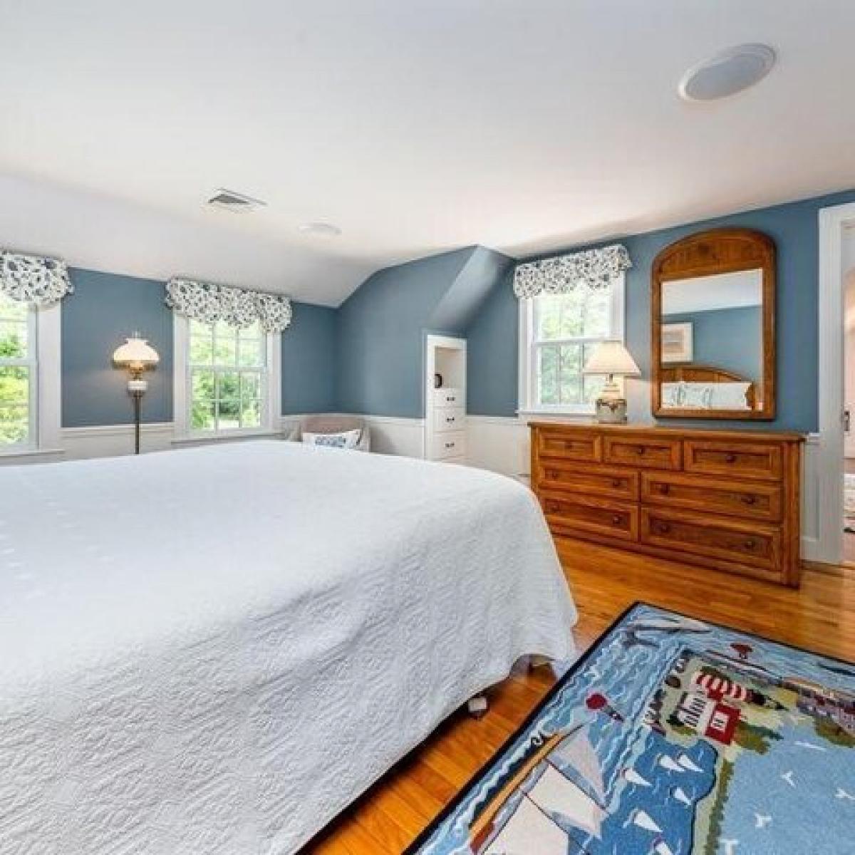 Picture of Home For Sale in Osterville, Massachusetts, United States