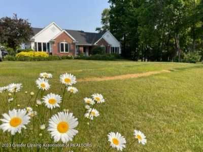 Home For Sale in Laingsburg, Michigan