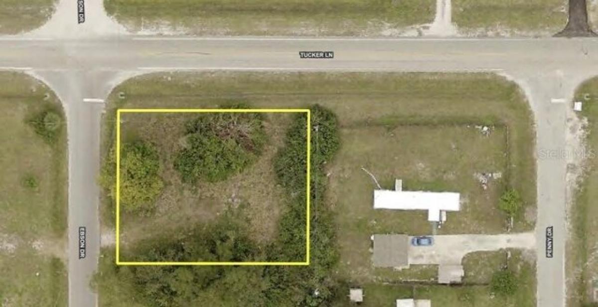 Picture of Residential Land For Sale in North Fort Myers, Florida, United States