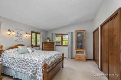 Home For Sale in Grandville, Michigan