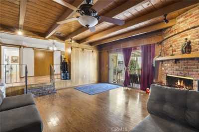 Home For Sale in Van Nuys, California