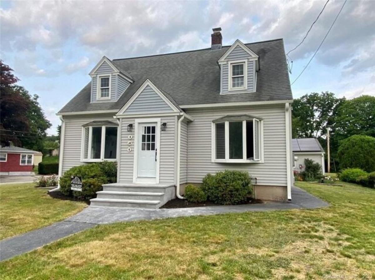 Picture of Home For Sale in Derby, Connecticut, United States