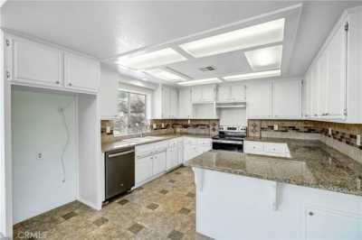 Home For Sale in Canyon Lake, California