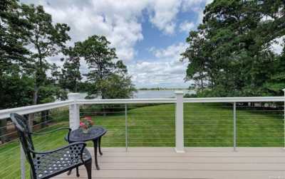 Home For Sale in Northport, New York