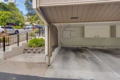 Home For Sale in Moraga, California