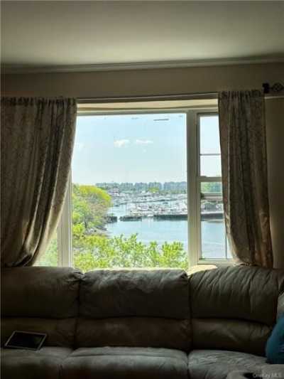 Home For Rent in New Rochelle, New York