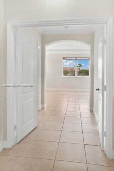 Home For Sale in Doral, Florida