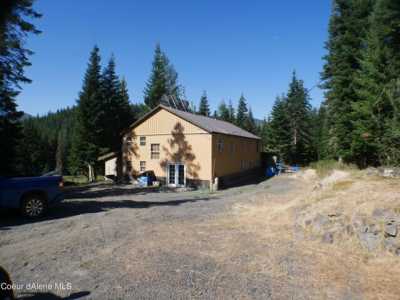 Home For Sale in Fernwood, Idaho