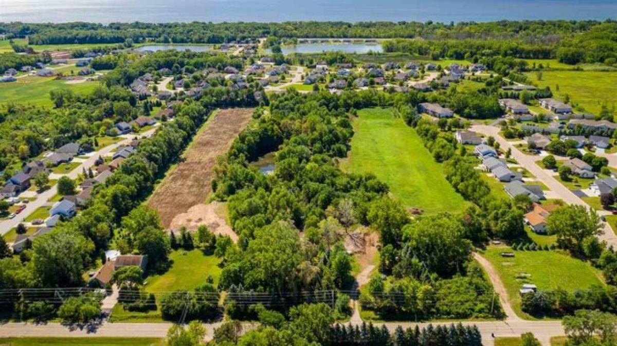 Picture of Residential Land For Sale in Menasha, Wisconsin, United States