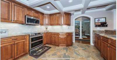 Home For Sale in Palm Harbor, Florida