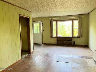 Home For Sale in Lake Ariel, Pennsylvania