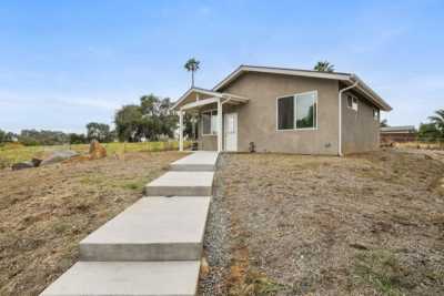 Home For Sale in Vista, California