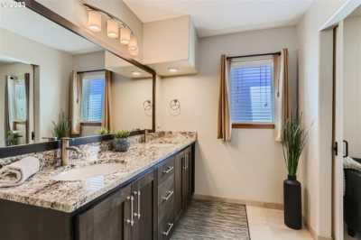 Home For Sale in Tigard, Oregon