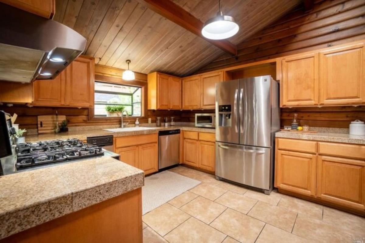 Picture of Home For Sale in San Rafael, California, United States