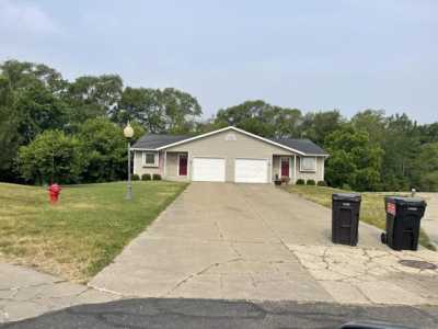 Home For Sale in Zeeland, Michigan