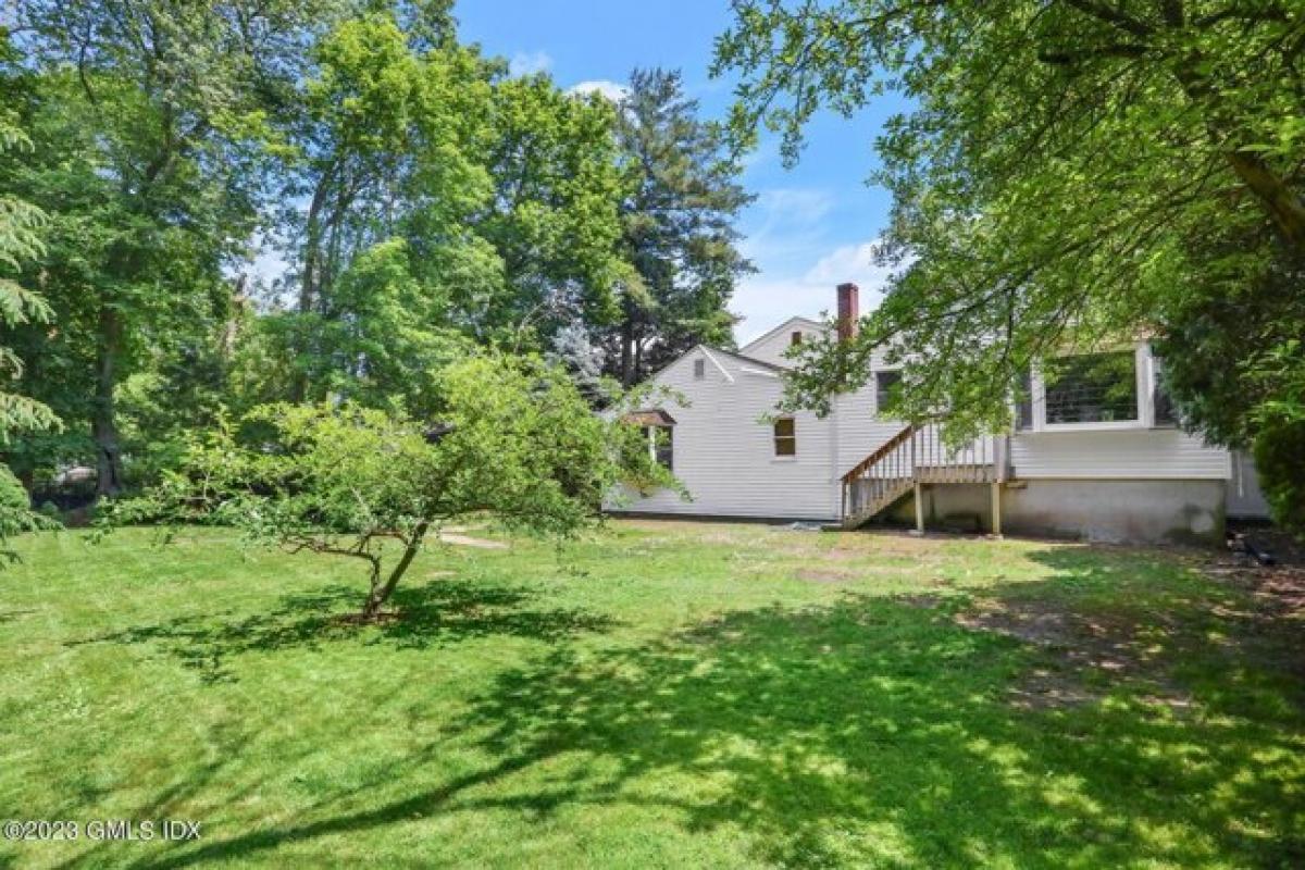 Picture of Home For Sale in Riverside, Connecticut, United States