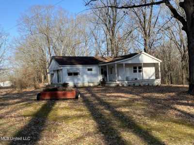Home For Sale in Byhalia, Mississippi
