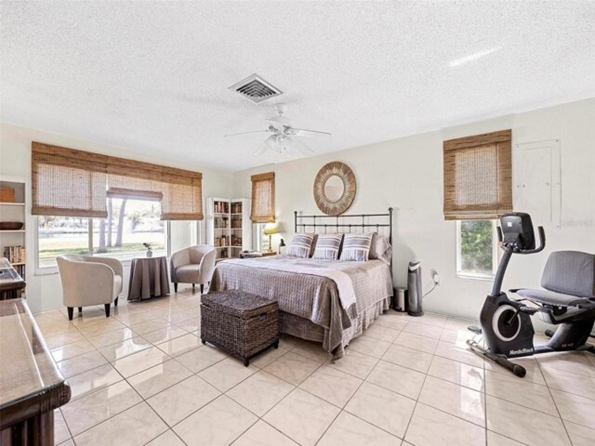 Picture of Home For Sale in Englewood, Florida, United States