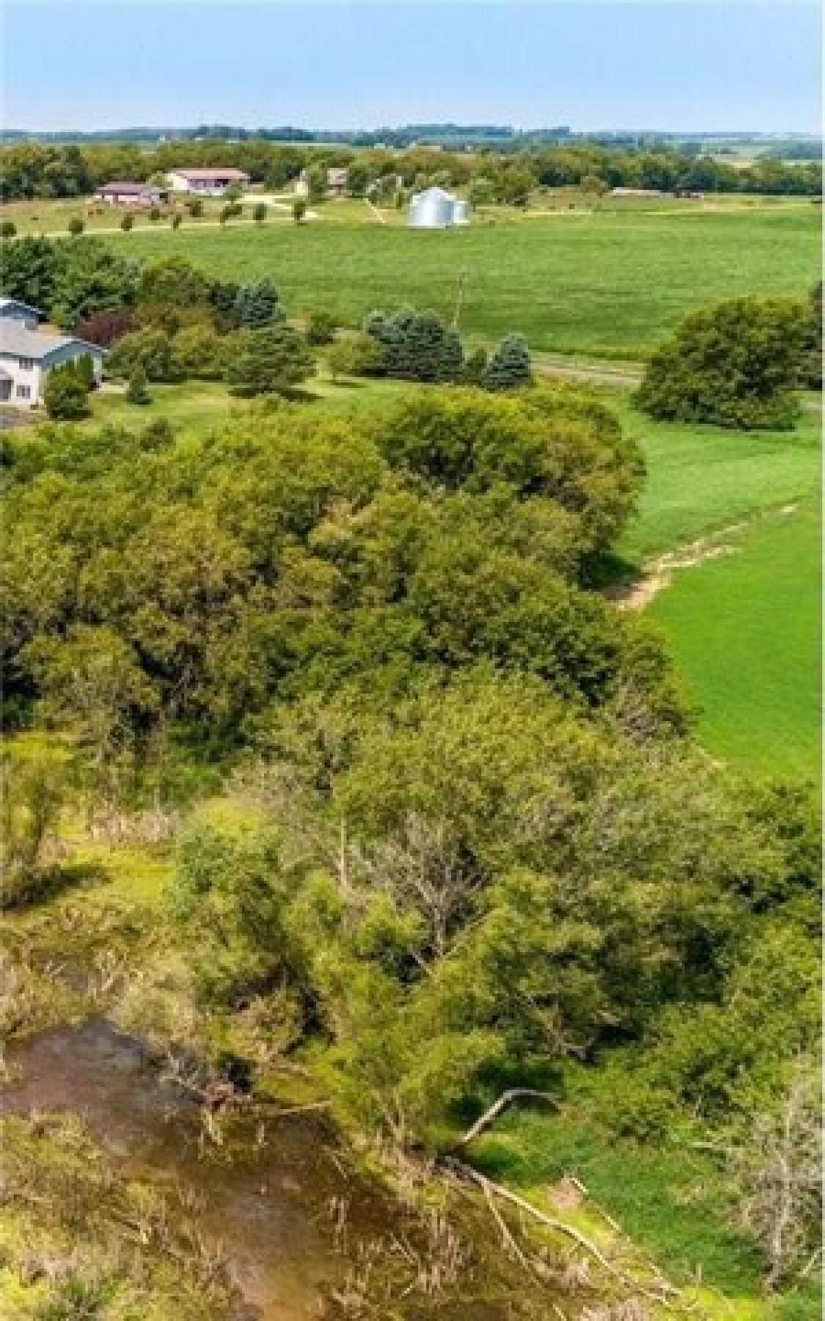 Picture of Residential Land For Sale in Roberts, Wisconsin, United States