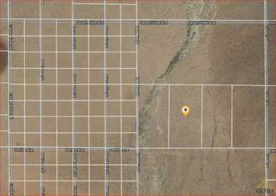 Residential Land For Sale in Edwards, California