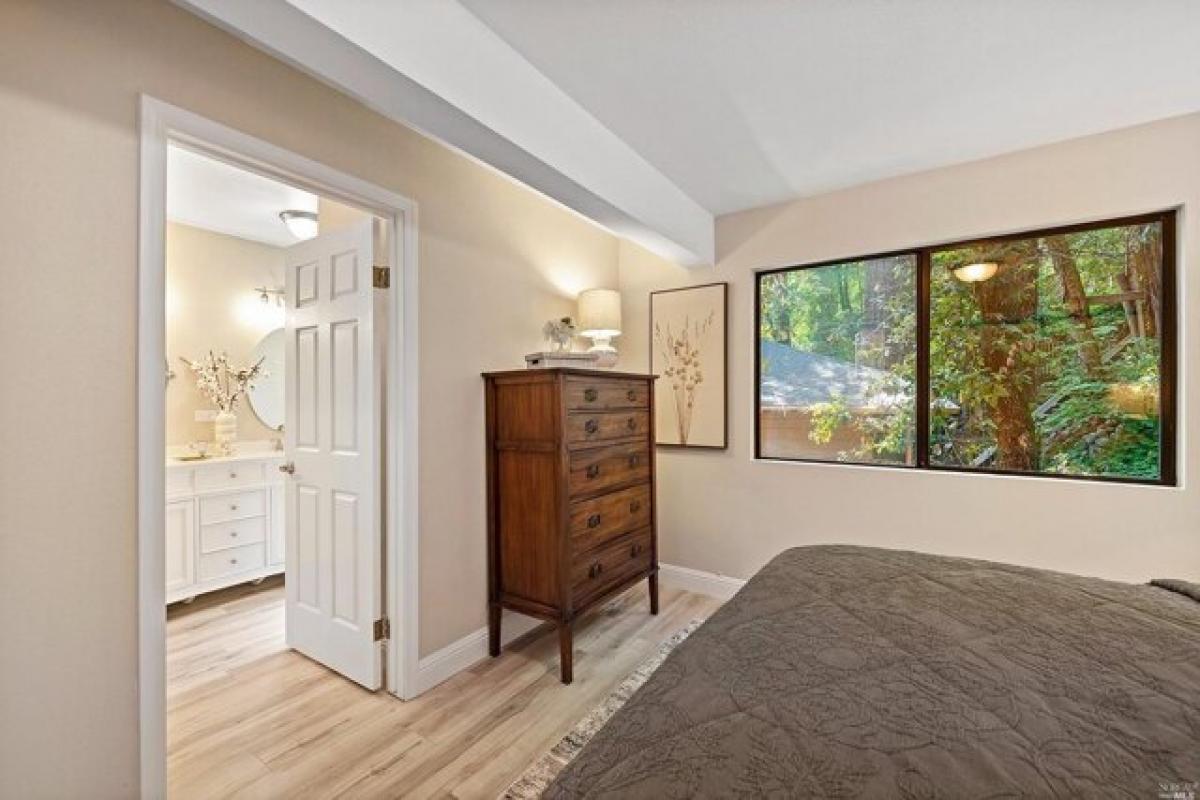 Picture of Home For Sale in Guerneville, California, United States