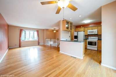 Home For Sale in West Dundee, Illinois