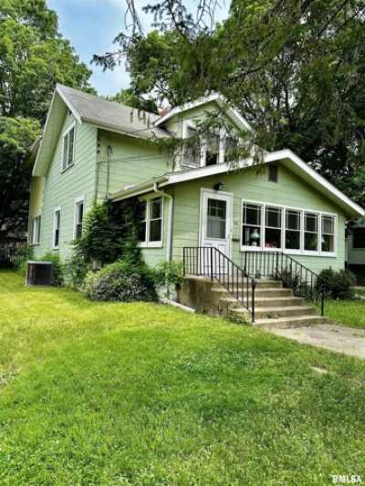 Home For Sale in Eureka, Illinois