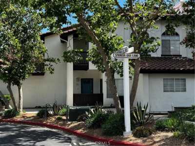 Home For Rent in Oak Park, California