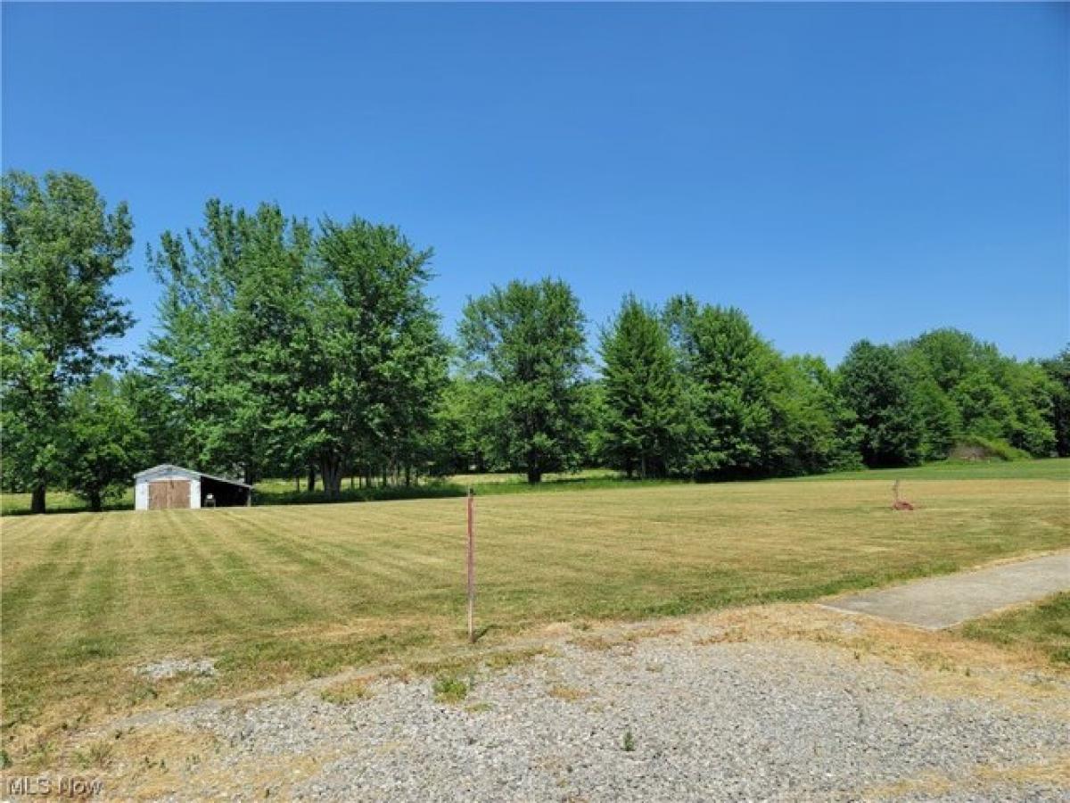 Picture of Home For Sale in Jefferson, Ohio, United States