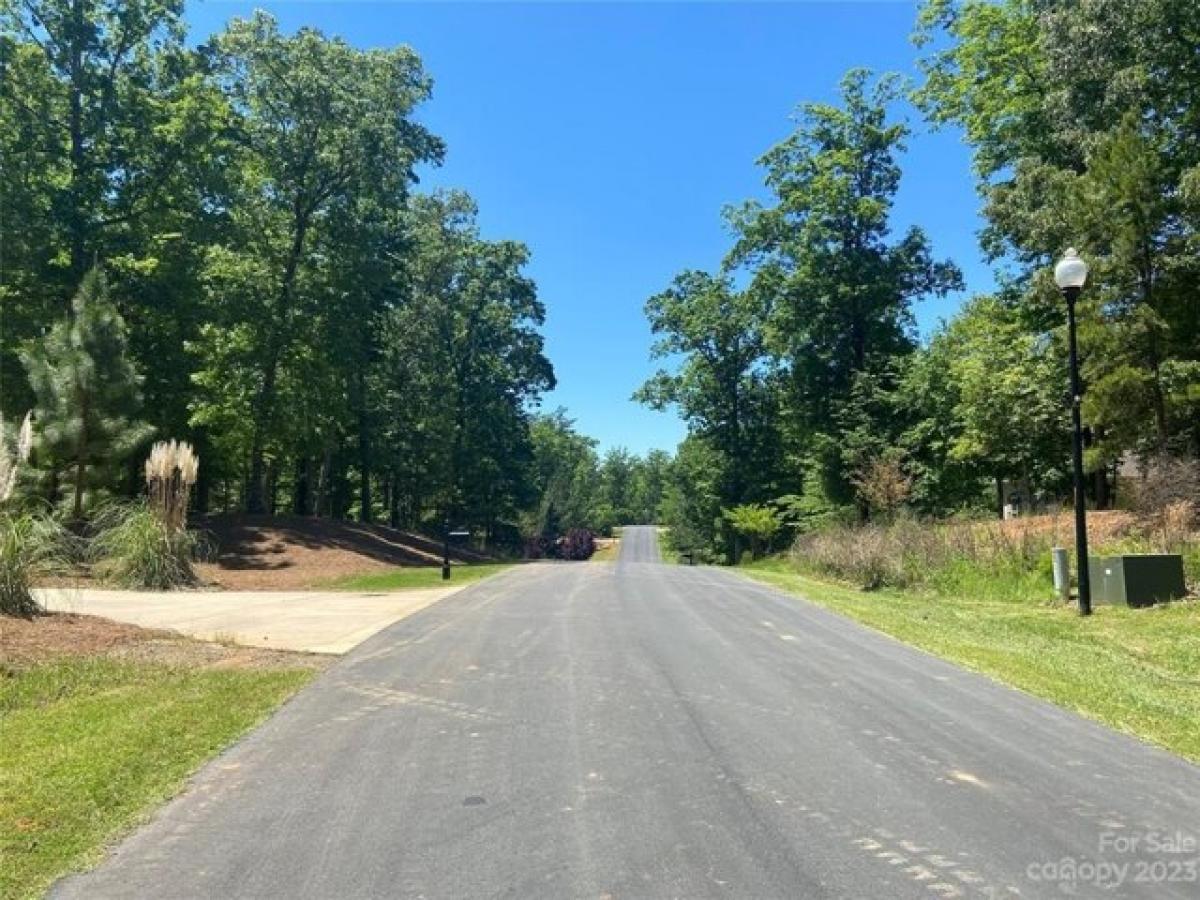 Picture of Residential Land For Sale in Mount Gilead, North Carolina, United States