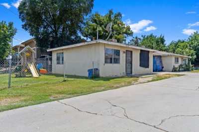 Home For Sale in Farmersville, California