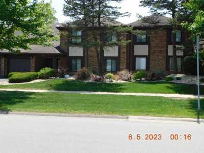 Home For Sale in Homewood, Illinois